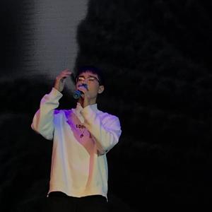 美女裸体自慰高超
